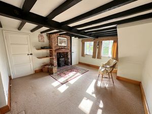 Lounge- click for photo gallery